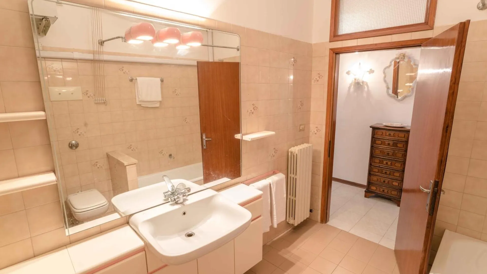 Ca' Simonne Apartment Venice Italy